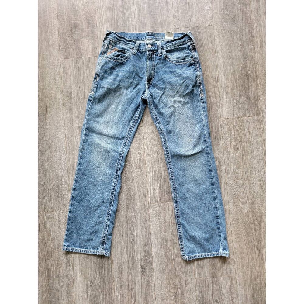 Ariat M5 jeans 32x32 with STAIN!